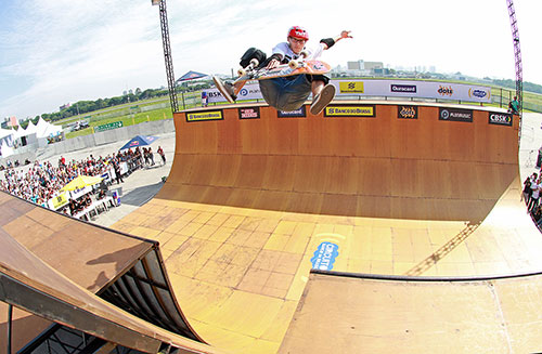 Rony Gomes, campeão da Copa Brasil de Skate Vertical 2013 (Divulgação)