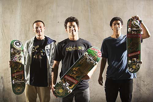 Carlos Ribeiro, Paul Rodriguez e Nick Tucker. Clique na imagem para assistir o clipe da Primitive.