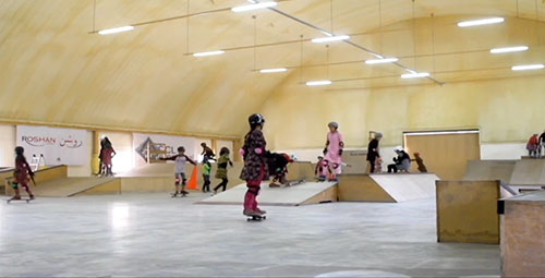 Skate é o esporte mais praticado por meninas no Afeganistão (Reprodução)