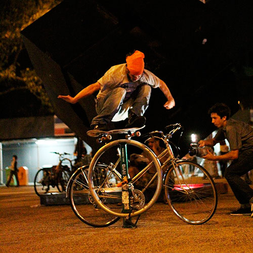 Ollie de Quimtime filmando para a seção Off the Grid, do Berrics (foto: Sidney Arakaki)