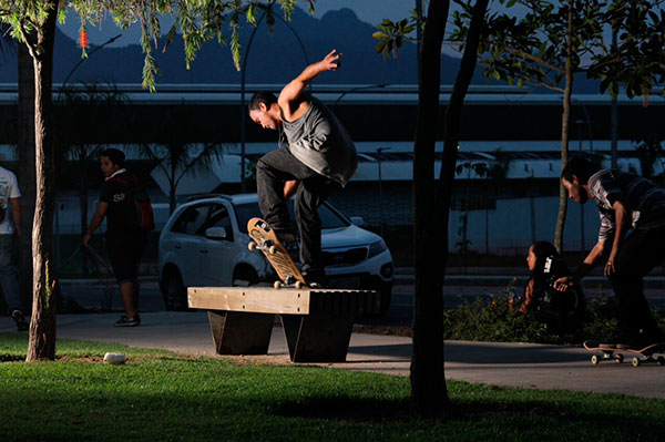 Frontside Nosebluntslide (Arquivo pessoal)