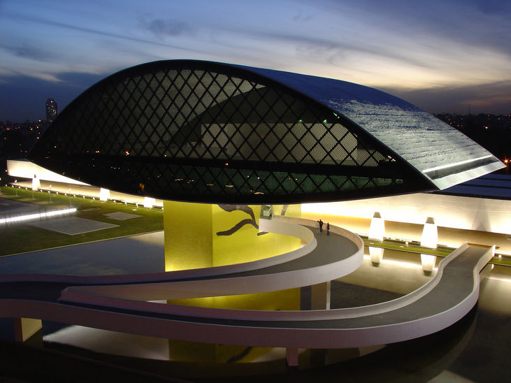 Museu Oscar Niemayer, em Curitiba (Divulgação/Estado do Paraná)