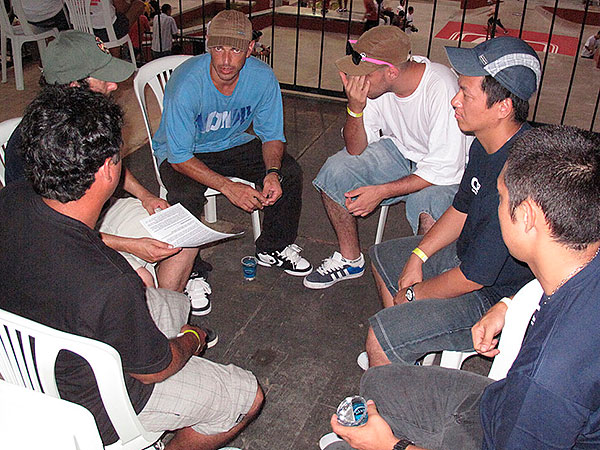 André Hiena, por vários anos, foi o principal juiz dos campeonatos de skate profissional do Brasil. (foto: Sidney Arakaki)