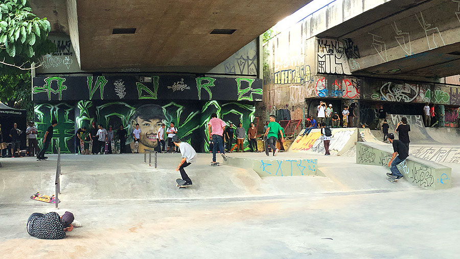 André Hiena/Ed Cunha Skatepark (foto: Sidney Arakaki)