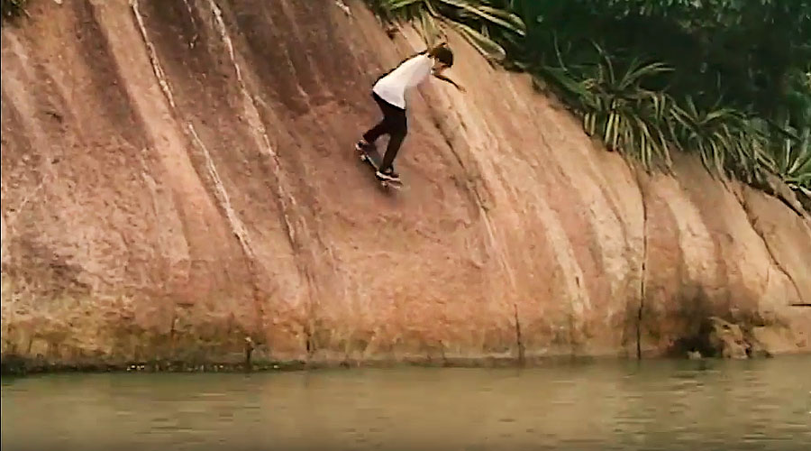 Thumb Home Skataholic megalitico