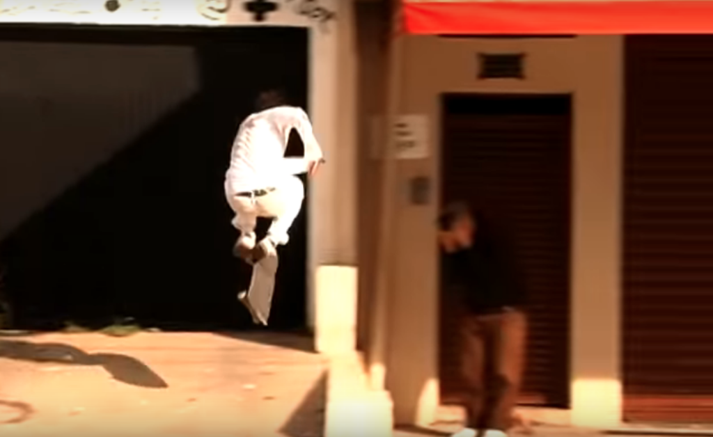 Ambiente Skateshop celebra 15 anos com vídeo "Resiste"