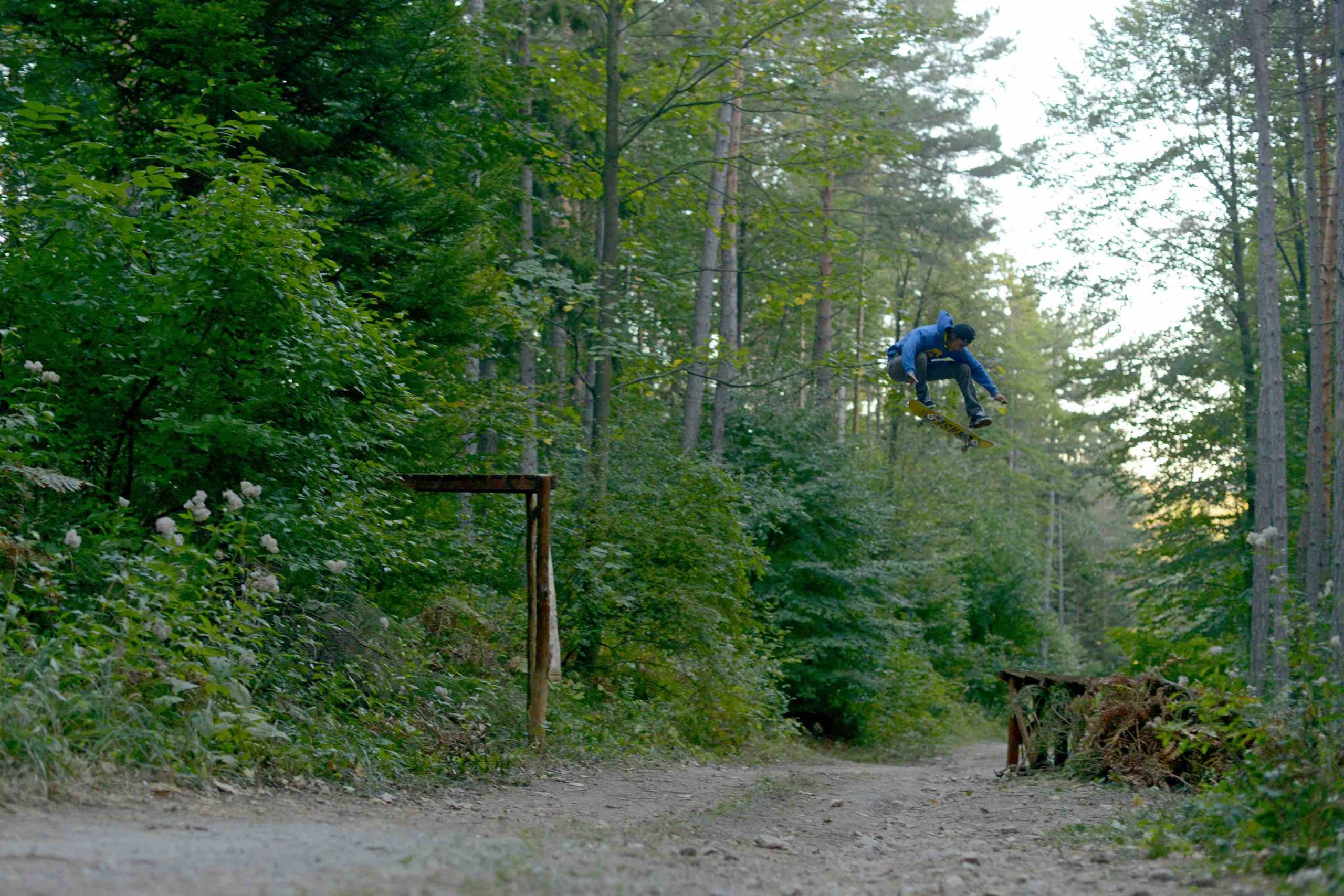 mauro-iglesias-kick-flip-street-gap-magic-forest-julien-deniau Kopie