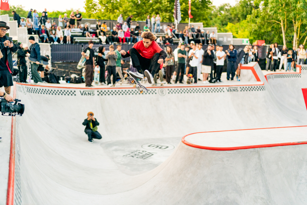 ACOSTA_VPS_PARIS_2019_FRIDAY_CurrenCaples_KickflipTransfer_a9_3346