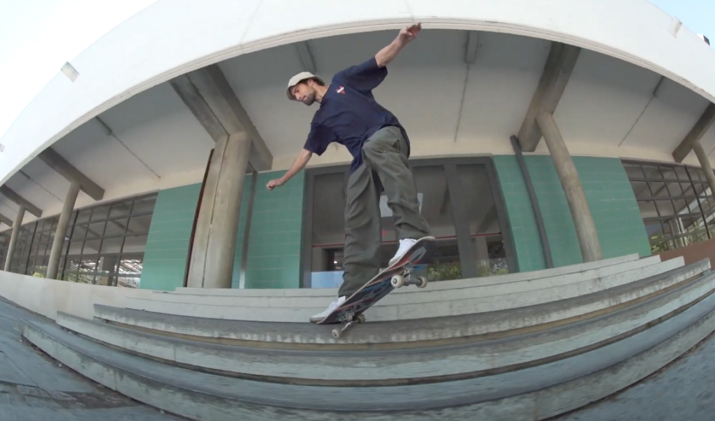 Tom Snape para Wayard Wheels