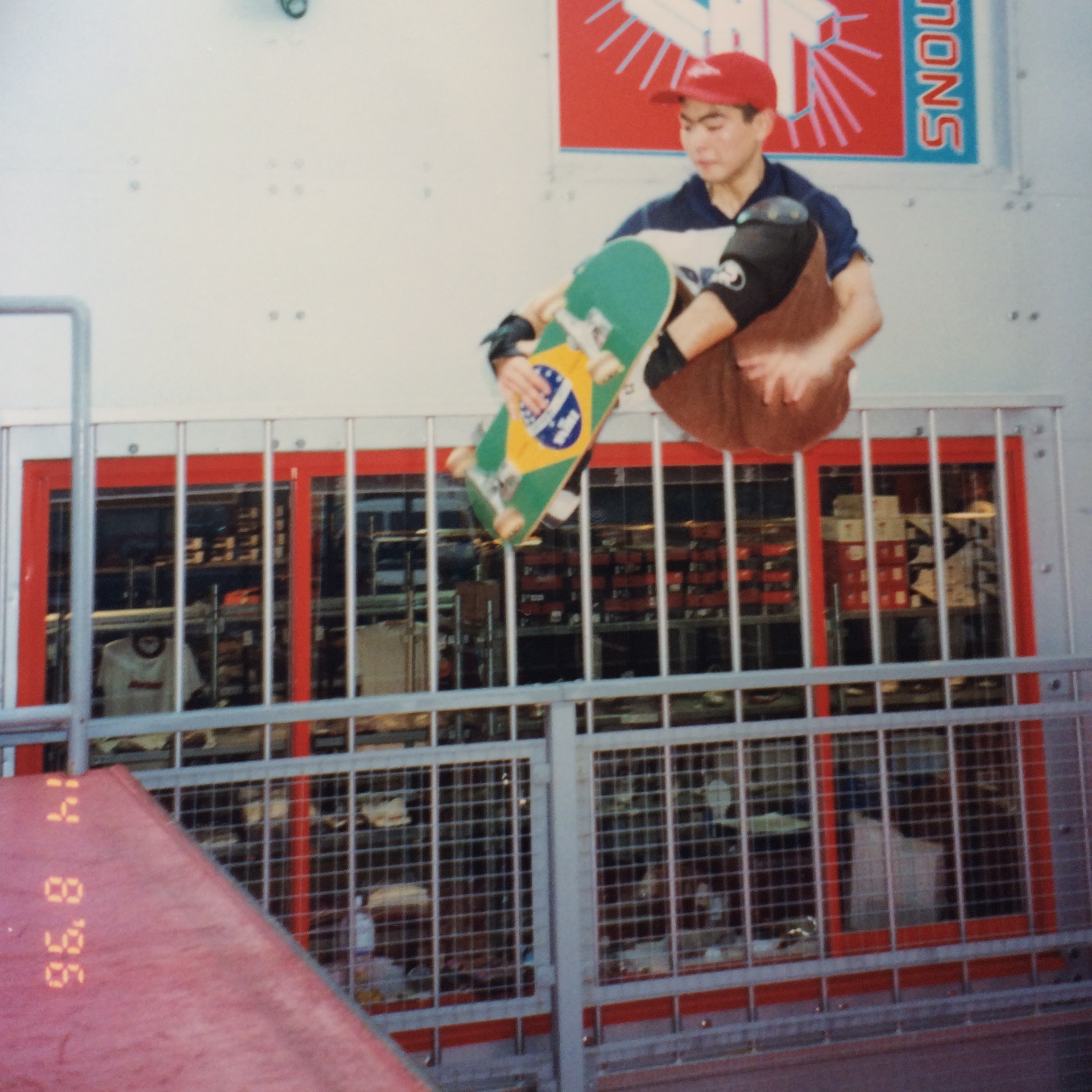 sidney arakaki frontside air